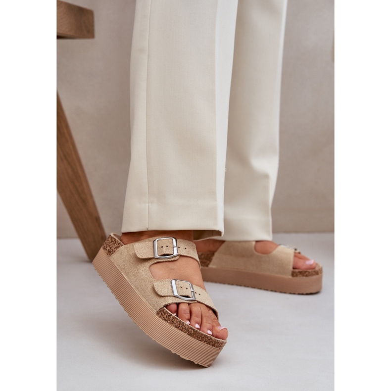 Women's slippers on a massive platform with beige buckles 2