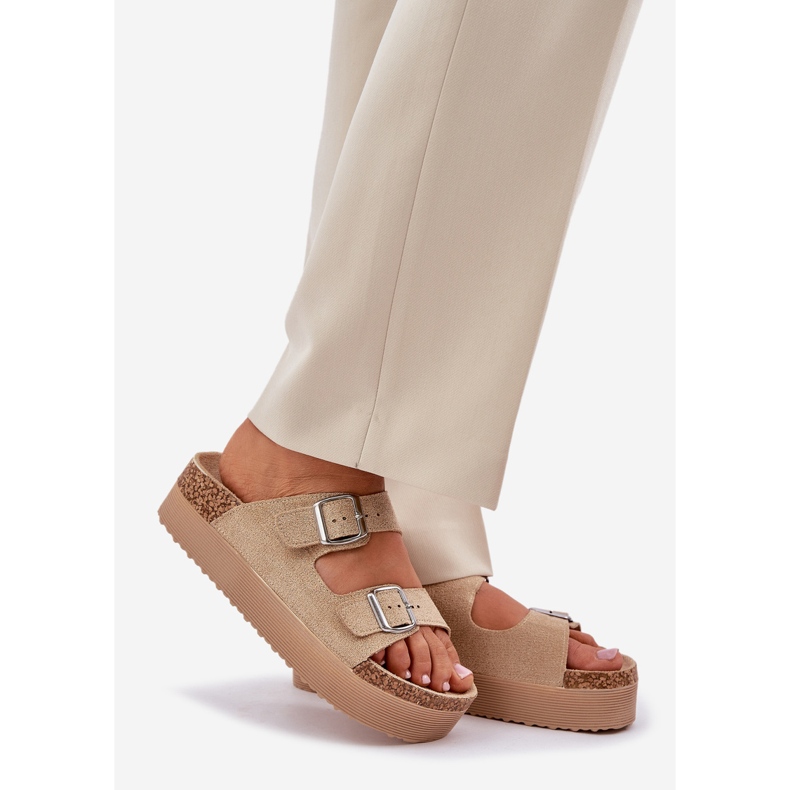 Women's slippers on a massive platform with beige buckles 1