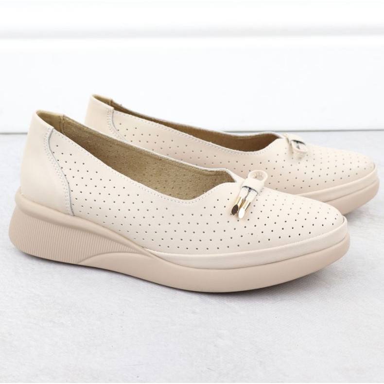 Shoes on the Vinceza 7896 Beige Openwork platform 2