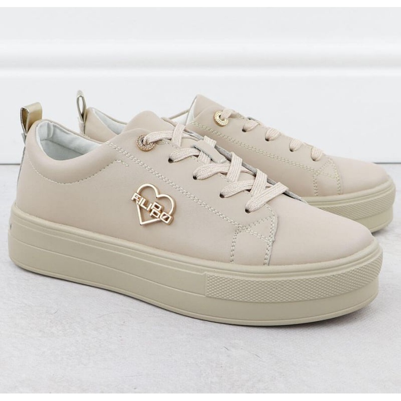 Shoes on the Filippo platform in 3533 PAW586A 1