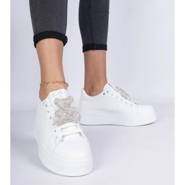 White women's sneakers decorated with a teddy bear in rhinestones 1