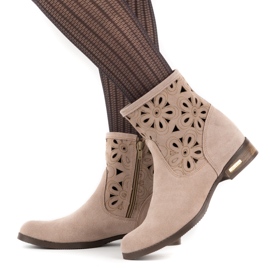 Olivier Comfortable Alice beige openwork boots 1