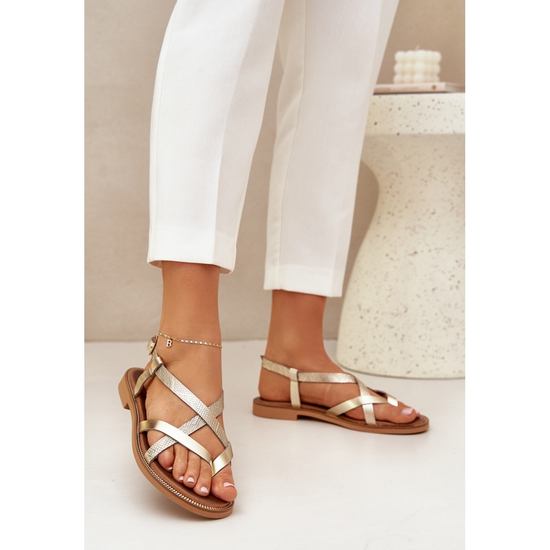 Leather flat sandals with intertwining Zazoo 40429 gold stripes golden 2 Leather flat sandals with intertwining Zazoo 40429 gold stripes golden 2