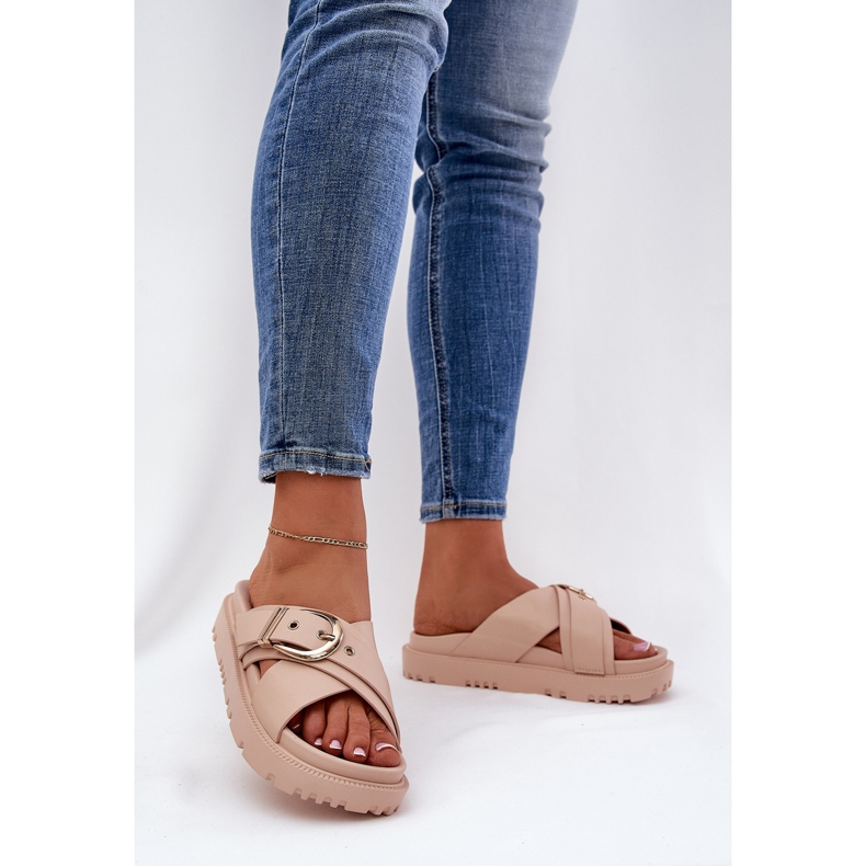 Slippers on the platform with a beige buckle 2