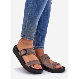 Women's suede flip flops on the Zazoo 3024 brown platform 1
