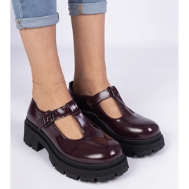 Burgundy shoes on the eco -leather platform red 2