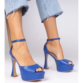 Blue high -heeled sandals 1