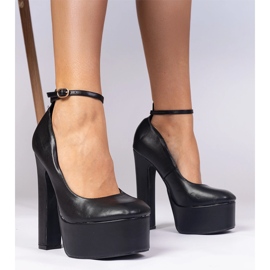 Black pumps on a high post 1 Black pumps on a high post 1