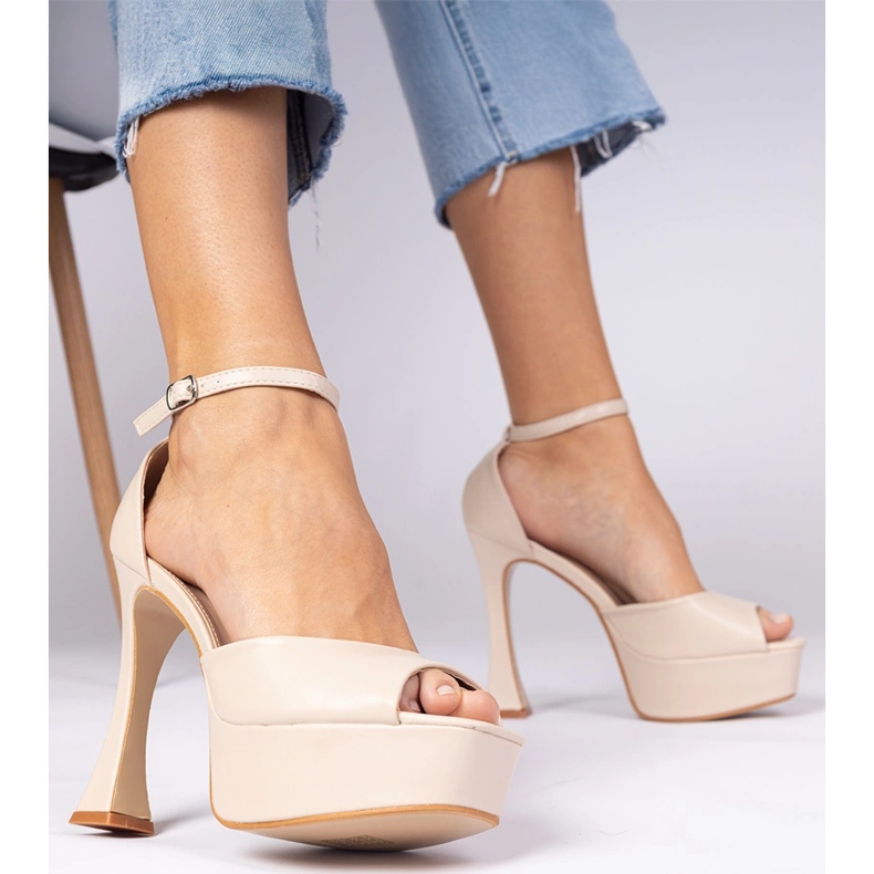 Beige high-heeled sandals 1