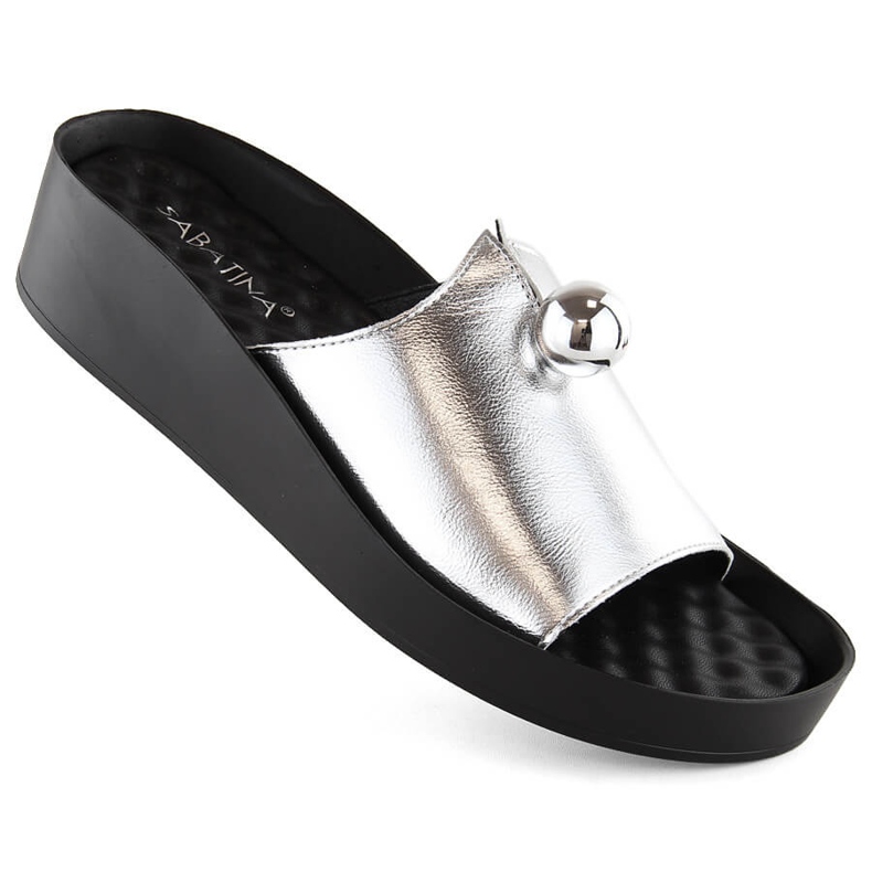 Women's metallic silver flip-flops Sabatina 2318-1 1