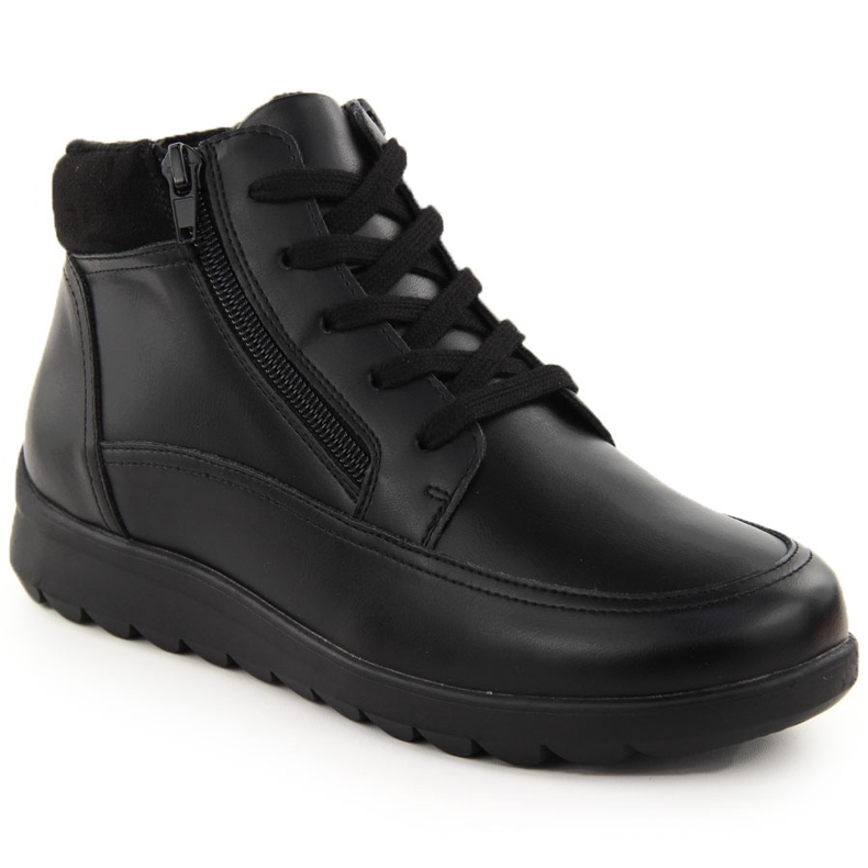 Comfortable, insulated black leather boots by Filippo DBT6629 1
