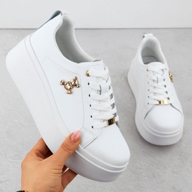 Women's leather shoes on the white Filippo platform 1