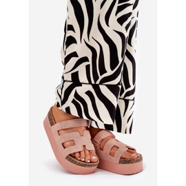 Slippers on a massive platform pink 1