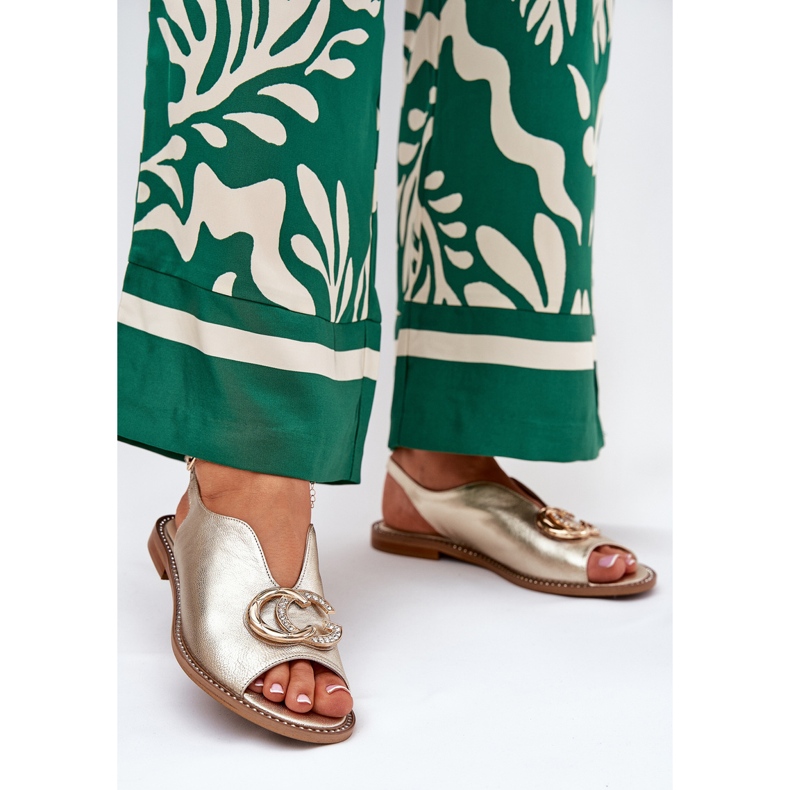 Flat -heeled leather sandals with the decoration of Laura Messi 2865 zlotys golden 2 Flat -heeled leather sandals with the decoration of Laura Messi 2865 zlotys golden 2