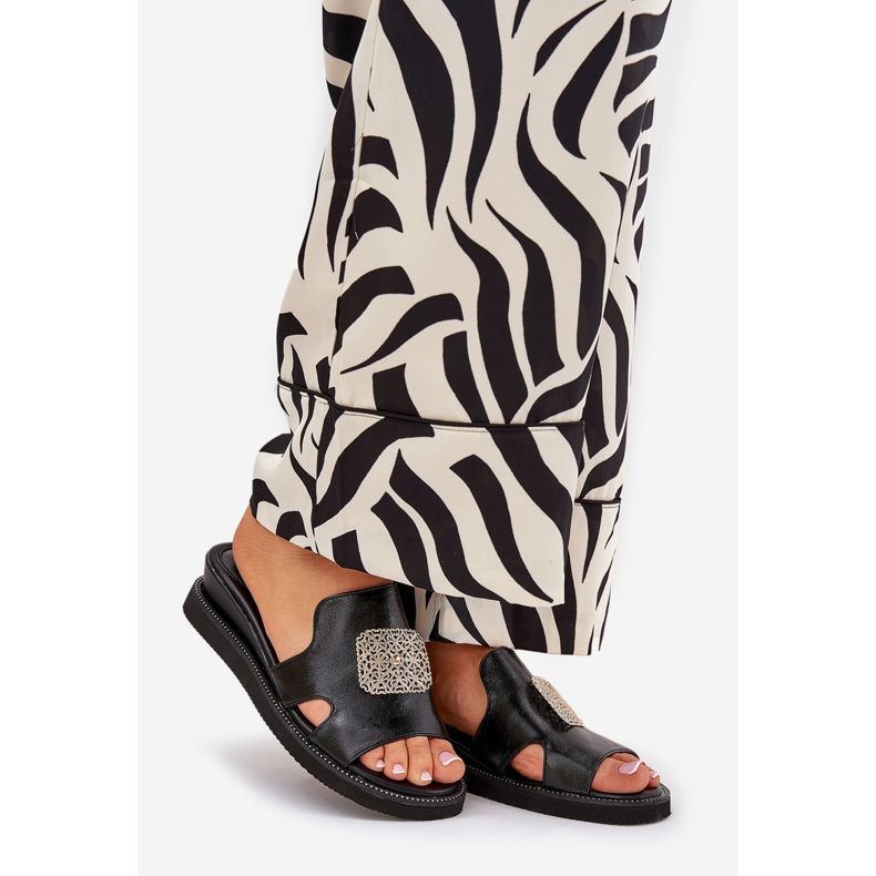 Jezzi Women's flip flops on anchoic leather wedge with decoration black 1