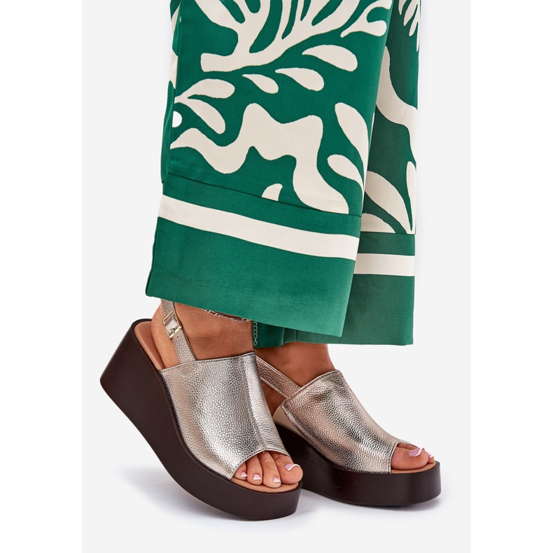 Jezzi Women's sandals with eco leather on the platform and gold wedges golden 1