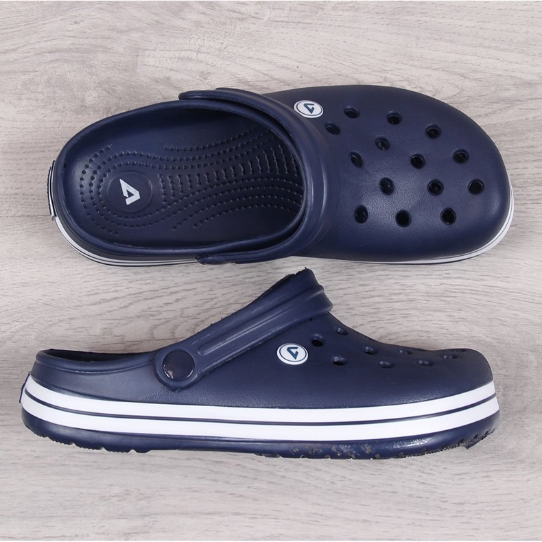 American Club navy blue children's slippers 1