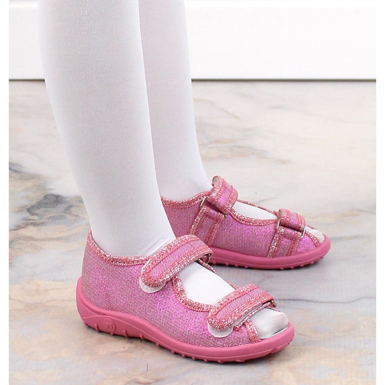 Girls' slippers, pink shimmering home sandals Nazo 1 Girls' slippers, pink shimmering home sandals Nazo 1