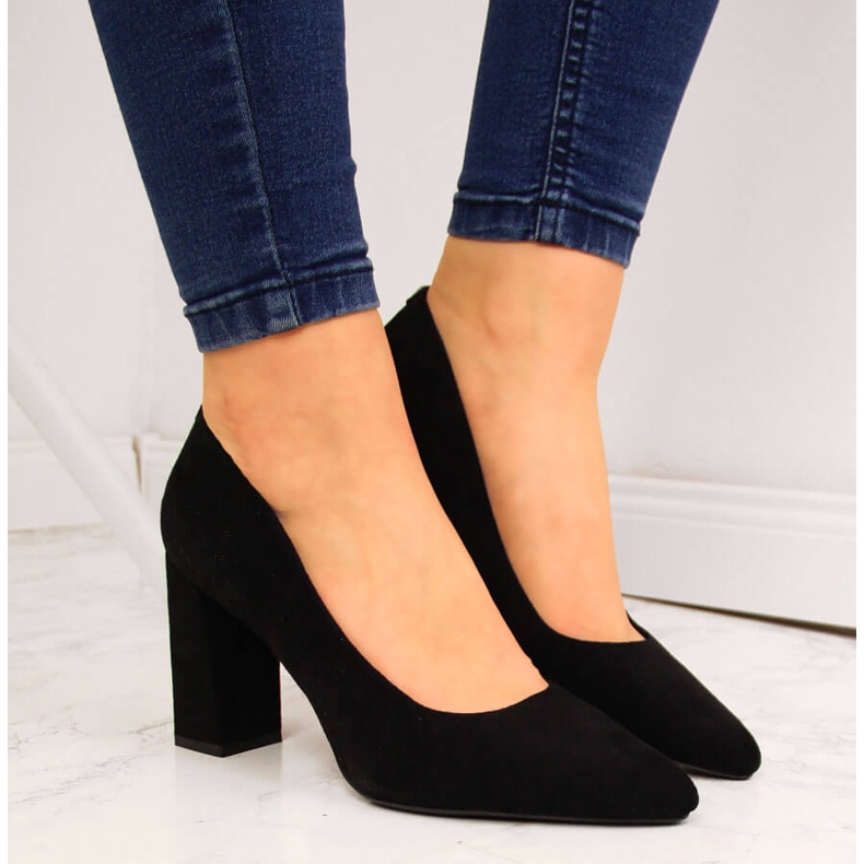 Pumps on the post black suede Sergio Leone 2