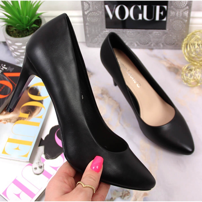 Black Sergio Leone stiletto pumps 2
