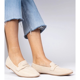 Beige elegant loafers from Ekozamsz 1 Beige elegant loafers from Ekozamsz 1