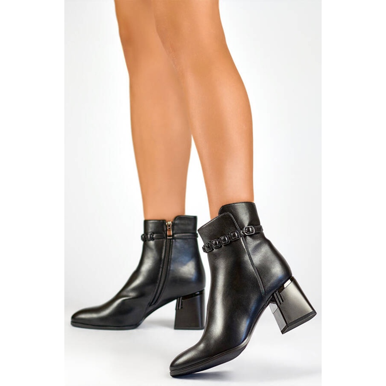 Women's boots with a decorative heel, insulated black GD-FL2089B 2