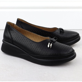 Women's leather shoes on the Black Vinceza 7896 openwork platform 1