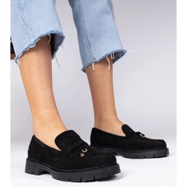 Black loafers from Ekozamsz with decoration 1 Black loafers from Ekozamsz with decoration 1