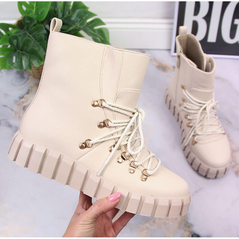 Warm women's platform boots, beige Potocki WOL108B 2