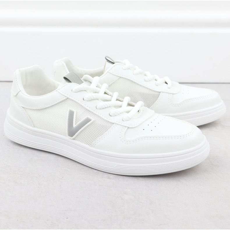 Women's sports shoes with a white Vinceza 13627 mesh 2 Women's sports shoes with a white Vinceza 13627 mesh 2