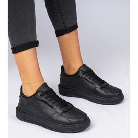 Black sports sneakers from eco -leather 1