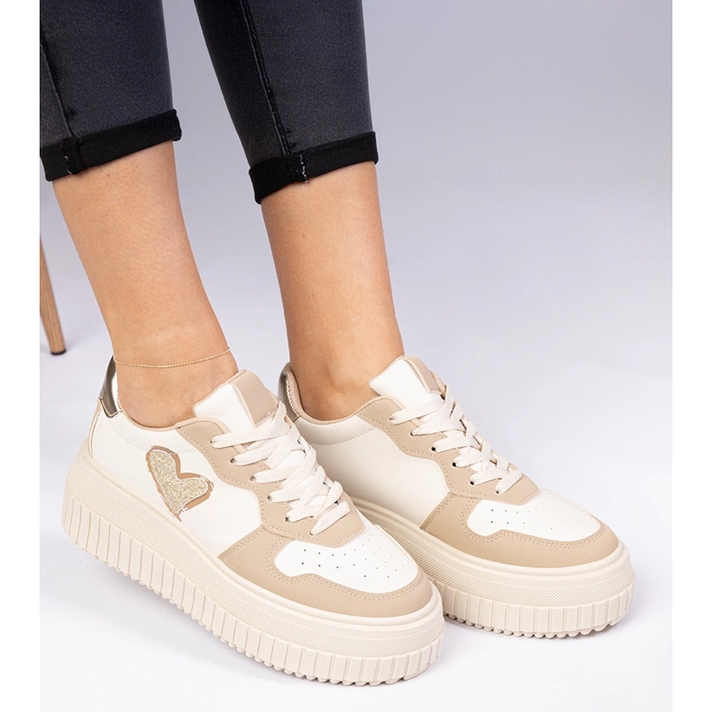 Brown women's sneakers with a brocade heart 1