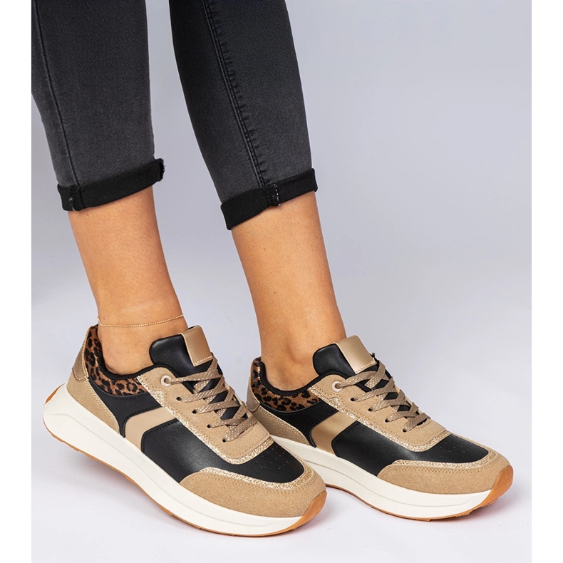 Black women's sneakers with glitter with an animal pattern 1 Black women's sneakers with glitter with an animal pattern 1