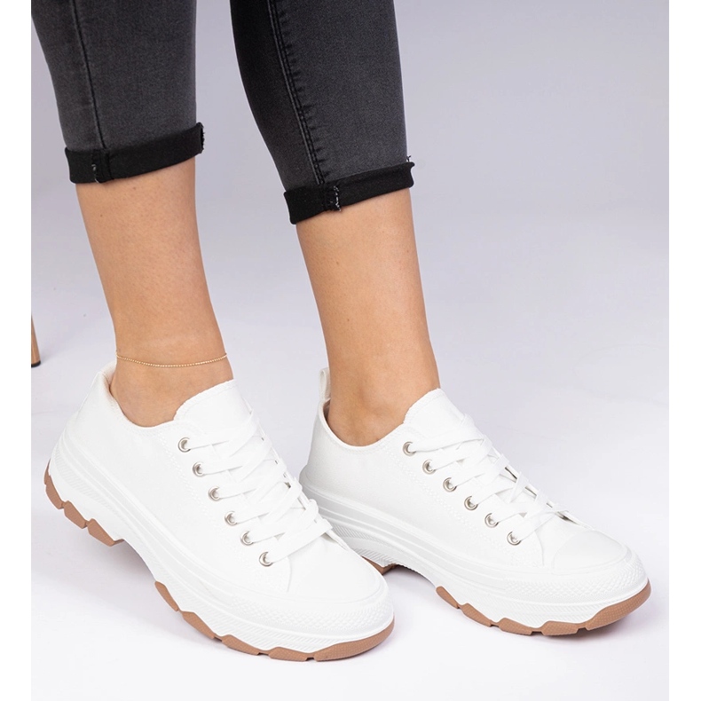White sneakers with a thick sole 1