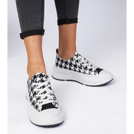White and white women's material sneakers 2 White and white women's material sneakers 2