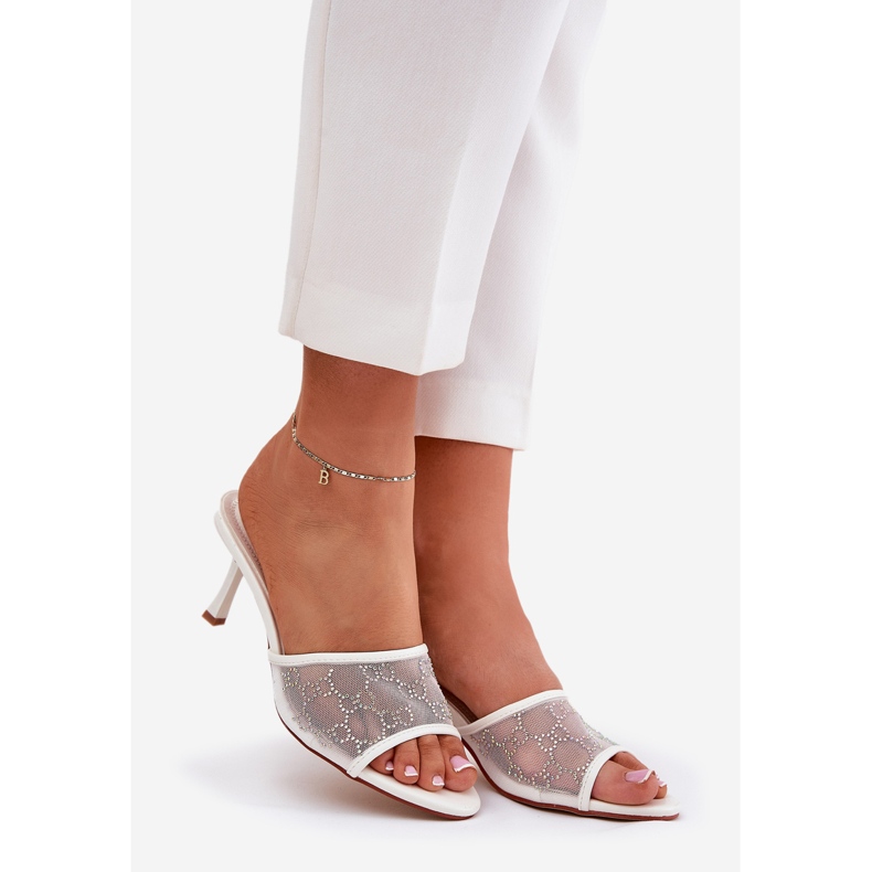 Decorated flip flops on the high heel white 1