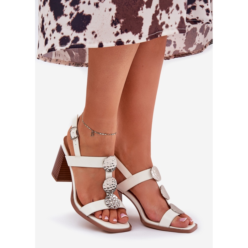 Women's sandals on the post with a decorative stripe white 1