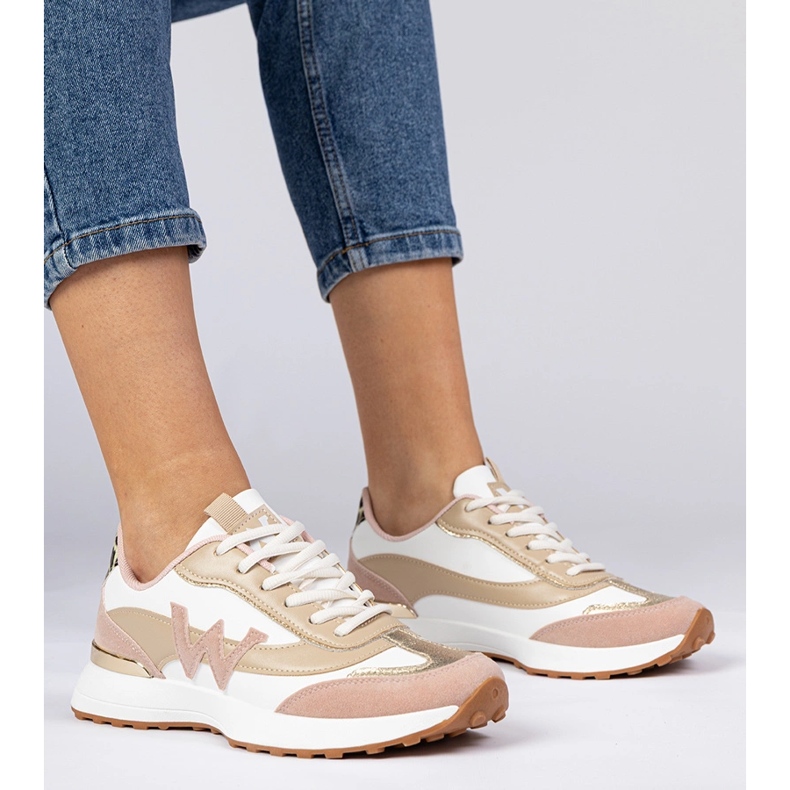 White and pink women's sneakers with a leopard accessory 1