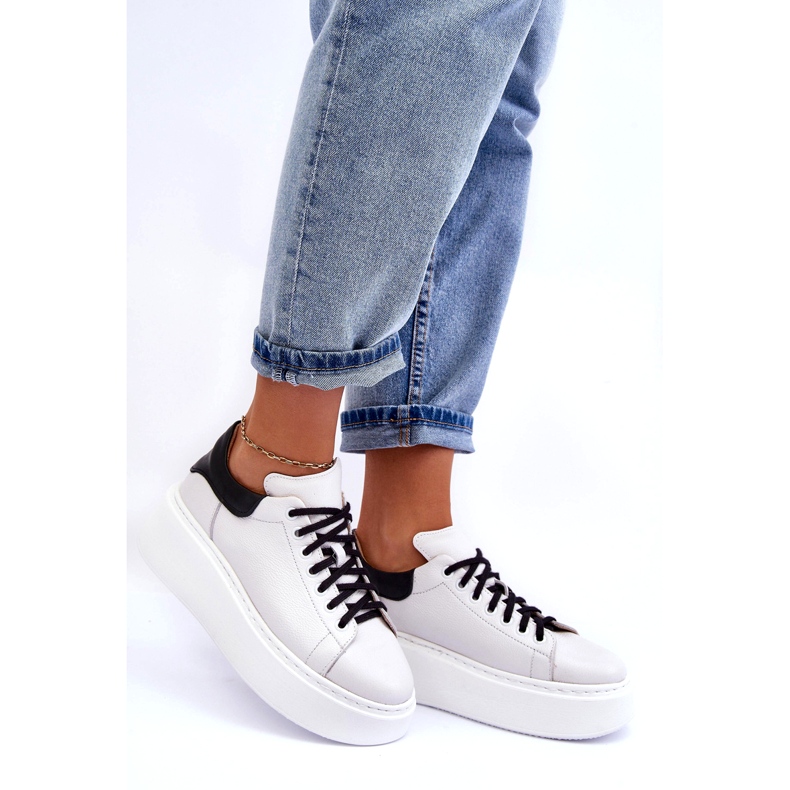 Lemar Women's leather sports shoes on the white platform 1