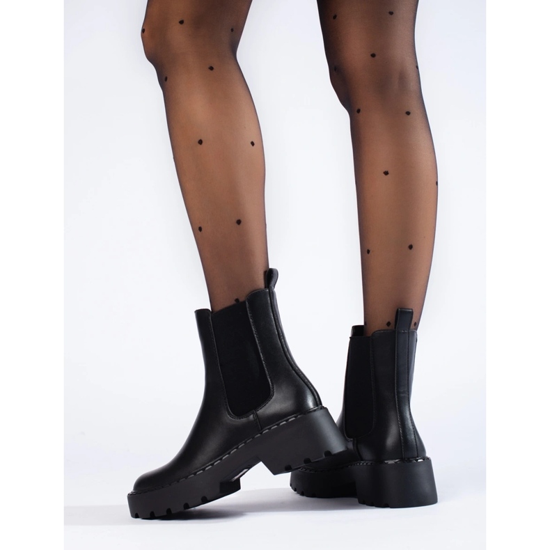 Chelsea boots on the Sergio Leone platform black 2