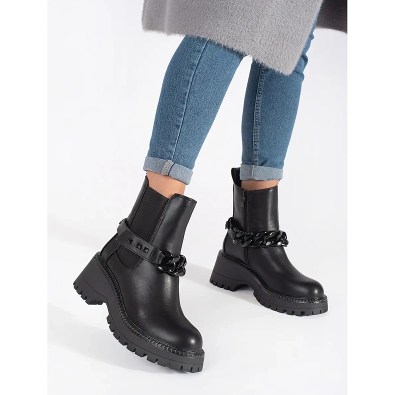 Women's Chelsea boots with a chain black 1 Women's Chelsea boots with a chain black 1