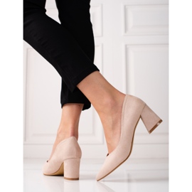 Women's pumps with a block heel beige 1
