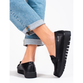 Black women's loafers on the platform 2