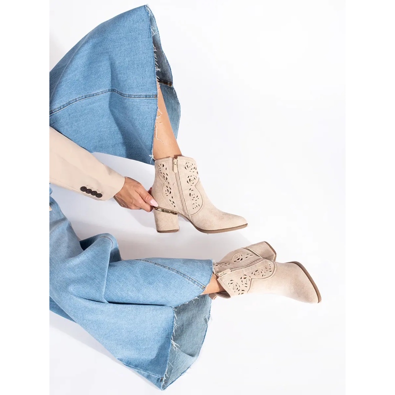 Seastar Beige openwork cowboy boots for women 2