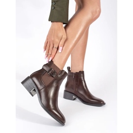 Women's brown Chelsea boots with a buckle and high heels 1