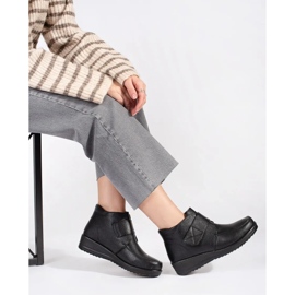 Black insulated women's wedge boots 2 Black insulated women's wedge boots 2