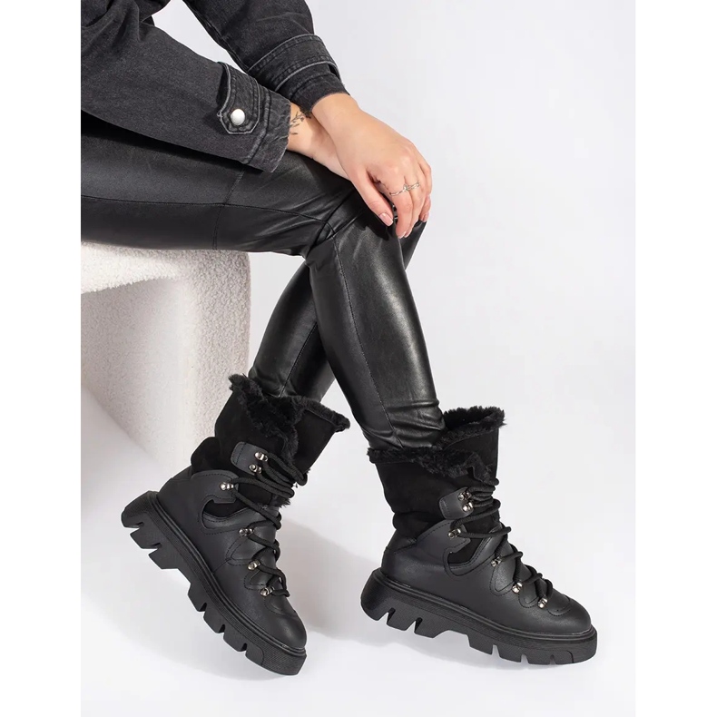 Seastar Black women's lace-up snow boots with fur on the platform 1