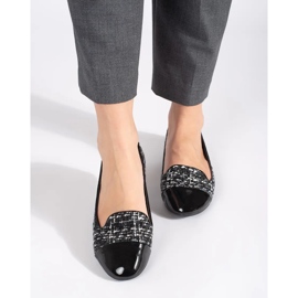 Women's black and white flat ballerina shoes 2 Women's black and white flat ballerina shoes 2