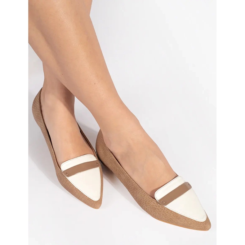 Beige and white women's ballet flats with a pointed toe 1