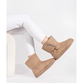 Light beige women's snow boots with a decorative buckle and zipper 2 Light beige women's snow boots with a decorative buckle and zipper 2